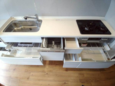 ���{�����s���ΐؒ�5���ڂ̒��Ã}���V�����̃L�b�`��