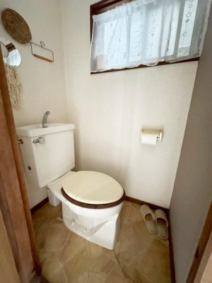 ���{����s������3���ڂ̒��È�ˌ��Ẵg�C��