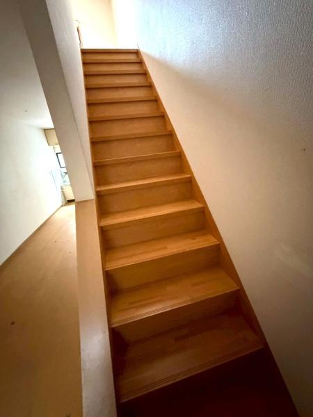 ���{��s����l���ΒÒ���4���̒��Ãe���X�n�E�X�̂��̑�����