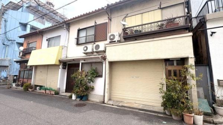 ���{���s����撆��6���ڂ̓y�n�̌��n�y�n�ʐ^