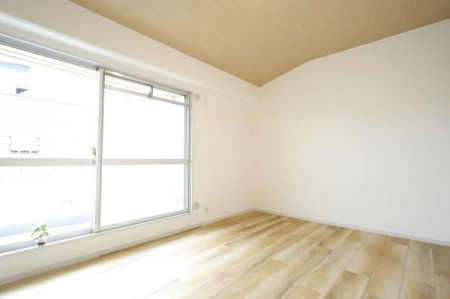 ���{�L���s��������1���ڂ̒��Ãe���X�n�E�X�̗m��