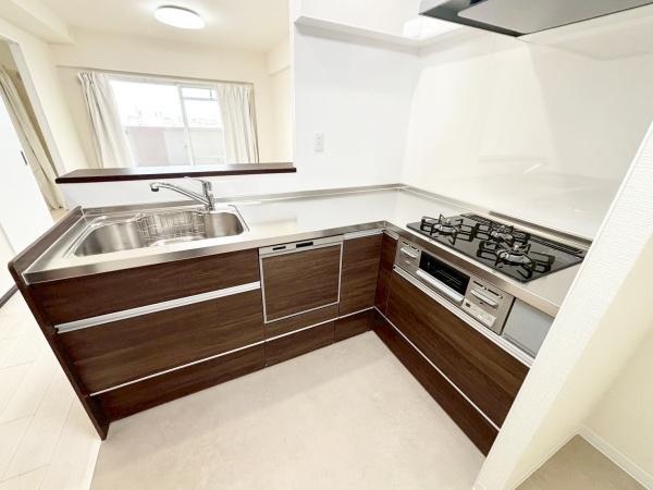 ���{���s��������3���� 5-4�̒��Ã}���V�����̃L�b�`��