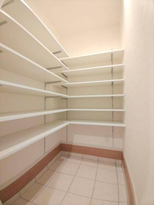 ���{�����s��a���̐V�z��ˌ��Ă̎��[