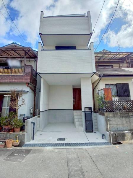 ���{�����s��a���̐V�z��ˌ��Ă̌��n�O�ώʐ^