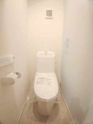 ���{�����s��a���̐V�z��ˌ��Ẵg�C��