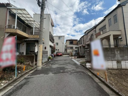 ���{�����s�ߐ�5���ڂ̓y�n�̑O�ʓ��H�܂ތ��n�ʐ^