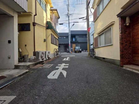 ���{��^�s��_���̒��È�ˌ��Ă̑O�ʓ��H�܂ތ��n�ʐ^