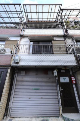 ���{���s����搶�쓌1���ڂ̒��È�ˌ��Ă̌��n�O�ώʐ^