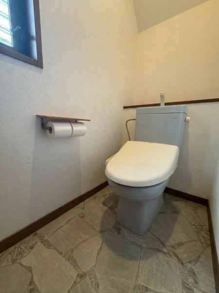 ���{�����s��]�{��4���ڂ̒��È�ˌ��Ẵg�C��