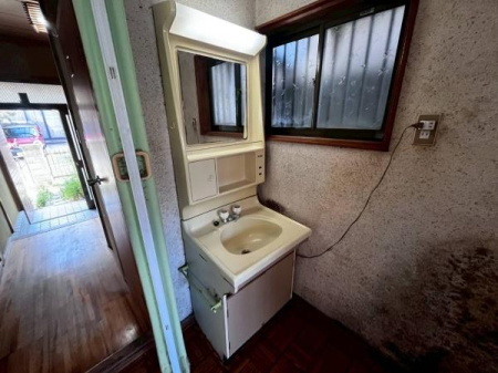 ���{�Q����s���c�쒬�̒��È�ˌ��Ă̐��ʑ�E���ʏ�