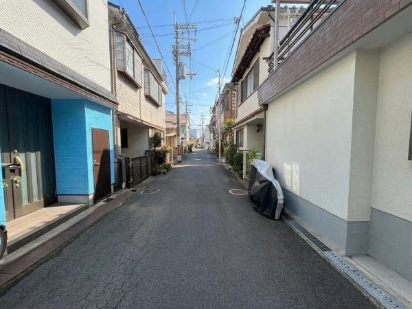 ���{�����s��@�k3���ڂ̓y�n�̑O�ʓ��H�܂ތ��n�ʐ^