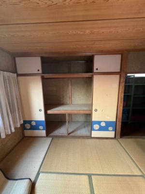 ���{�����s���L�Y���̒��È�ˌ��Ă̎��[