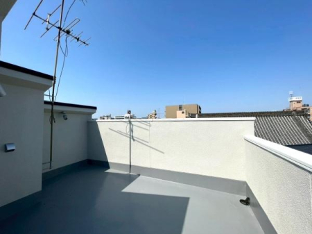 ���{���s����敽�쓌1���ڂ̒��È�ˌ��Ẵo���R�j�[