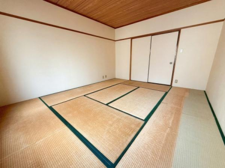 ���{�����s����{�ʐ�1���ڂ̒��È�ˌ��Ă̘a��