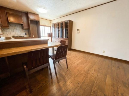 ���{�����s����{�ʐ�1���ڂ̒��È�ˌ��Ẵ��r���O