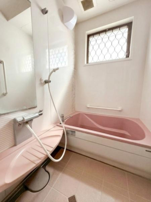 ���{�����s����{�ʐ�1���ڂ̒��È�ˌ��Ă̗���