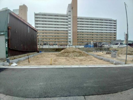 ���{�����s�ʋ�����3���ڂ̐V�z��ˌ��Ă̌��n�O�ώʐ^