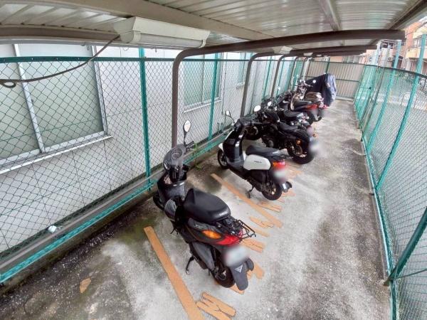 ���{�����s�����{���̒��Ã}���V�����̂��̑����p��