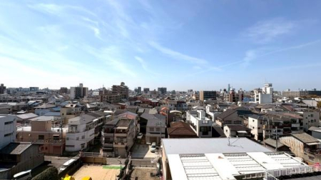 ���{���s����敽�쓌1���ڂ̒��Ã}���V�����̏Z�˂���̒��]�ʐ^