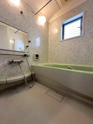 ���{���s���Z�g��Z����c7���ڂ̒��È�ˌ��Ă̗���