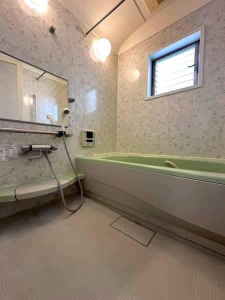 ���{���s���Z�g��Z����c7���ڂ̒��È�ˌ��Ă̗���