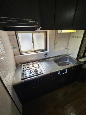 ���{���s������A��1���ڂ̒��È�ˌ��ẴL�b�`��