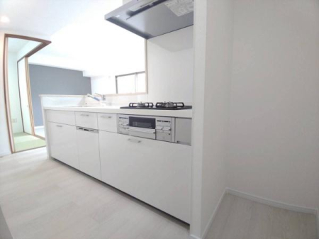 ���{�����s�l�𒬂̒��Ã}���V�����̃L�b�`��