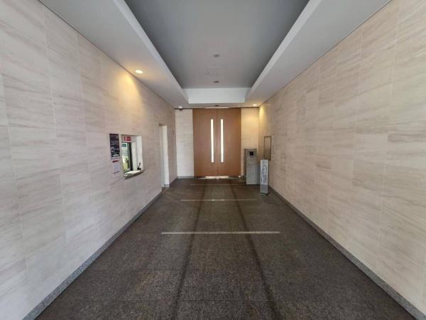 ���{�Q����s���V���̒��Ã}���V�����̃G���g�����X