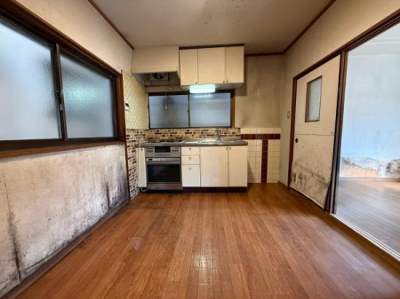 ���{�Q����s����7���ڂ̒��È�ˌ��Ẵ��r���O