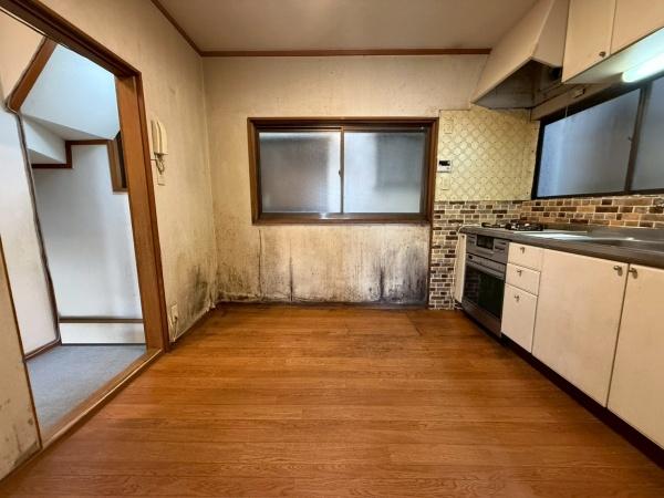 ���{�Q����s����7���ڂ̒��È�ˌ��Ẵ��r���O