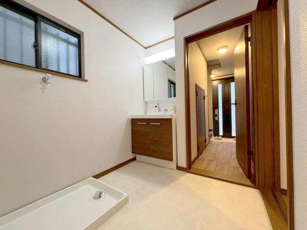 ���{�����s��c�{��2���ڂ̒��È�ˌ��Ă̐��ʑ�E���ʏ�