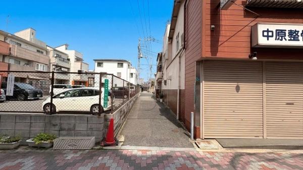 ���{���s����敽�쓌1���ڂ̓y�n�̂��̑����n