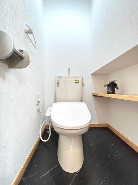 ���{����s�����2���ڂ̒��È�ˌ��Ẵg�C��