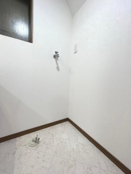 ���{����s�����2���ڂ̒��È�ˌ��Ă̐��ʑ�E���ʏ�