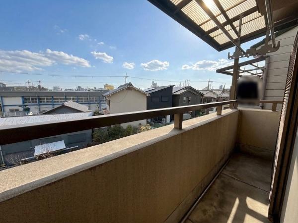 ���{�����s��c�{��2���ڂ̒��È�ˌ��Ẵo���R�j�[