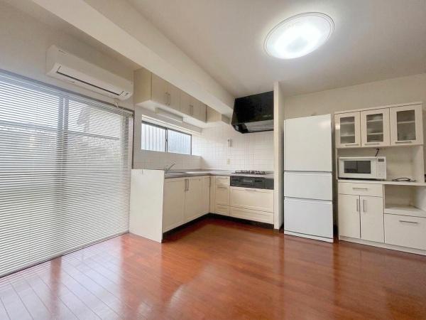 ���{�����s��c�{��2���ڂ̒��È�ˌ��Ẵ��r���O