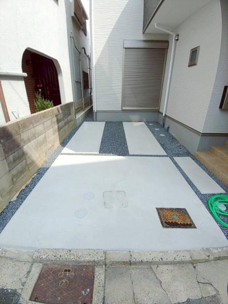 ���{�����s�V�r����3���ڂ̐V�z��ˌ��Ă̒��ԏ�