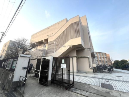 ���{���s�����ɗ���1���ڂ̒��È�ˌ��Ă̎��ӊ�