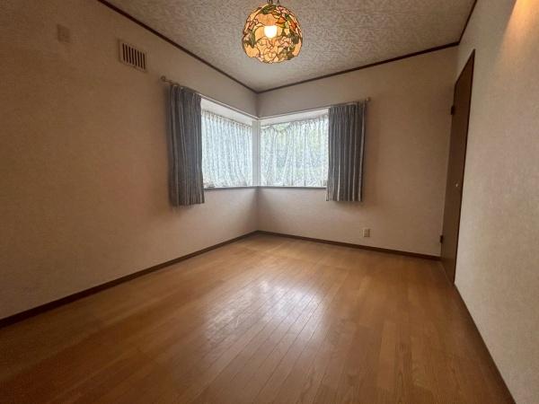 ���{�Q����s���c�쒬�̒��È�ˌ��Ă̗m��