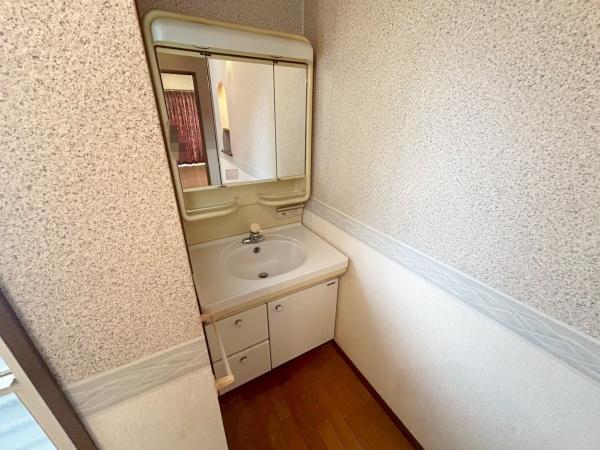 ���{�Q����s���c�쒬�̒��È�ˌ��Ă̐��ʑ�E���ʏ�