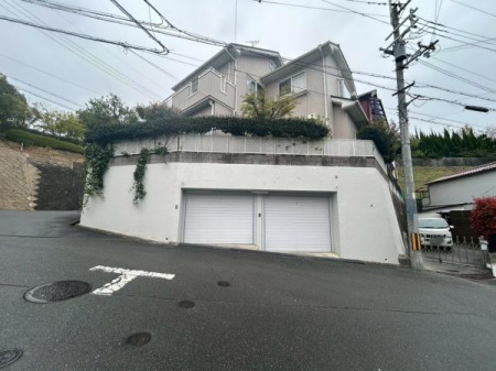 ���{�Q����s���c�쒬�̒��È�ˌ��Ă̒��ԏ�