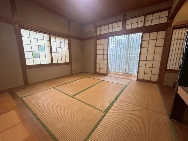 ���{�Q����s���c�쒬�̒��È�ˌ��Ă̘a��