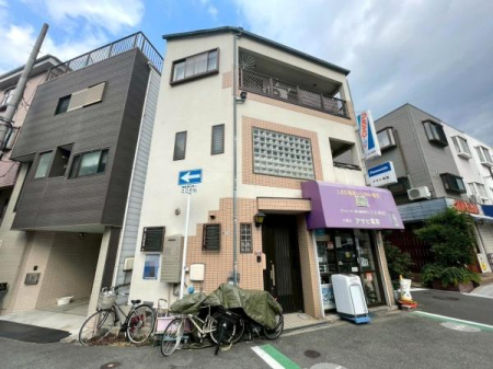 ���{���s����敽�쓌3���ڂ̒��È�ˌ��Ă̌��n�O�ώʐ^