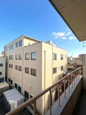 ���{���s�����F�k3���ڂ̒��Ã}���V�����̏Z�˂���̒��]�ʐ^