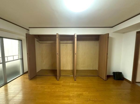 ���{���s�����F�k3���ڂ̒��Ã}���V�����̎��[