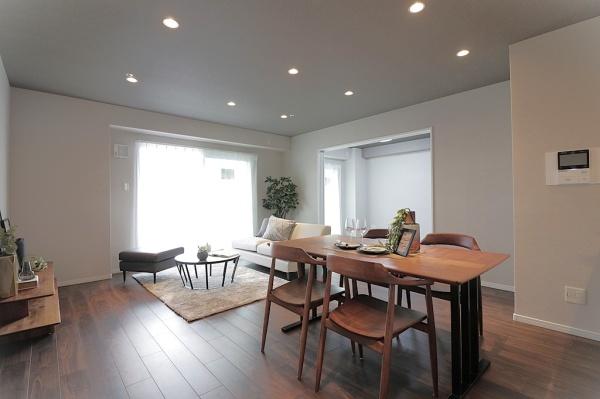 ���{�����s����c3���ڂ̒��Ã}���V�����̃��r���O