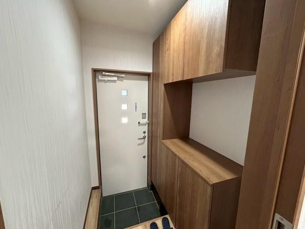 ���{��^�s�Ό����̒��Ãe���X�n�E�X�̌���