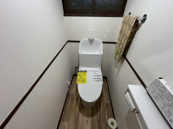 ���{��^�s�Ό����̒��Ãe���X�n�E�X�̃g�C��