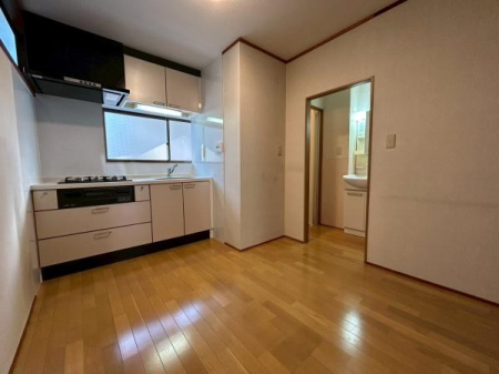 ���{�Q����s����7���ڂ̒��È�ˌ��Ẵ��r���O