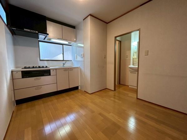 ���{�Q����s����7���ڂ̒��È�ˌ��Ẵ��r���O